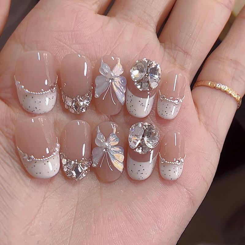 Handmade Short French Butterfly Nail Patches, Elegant and Gentle, Brightening Fake Nails for Pregnant Women and Brides