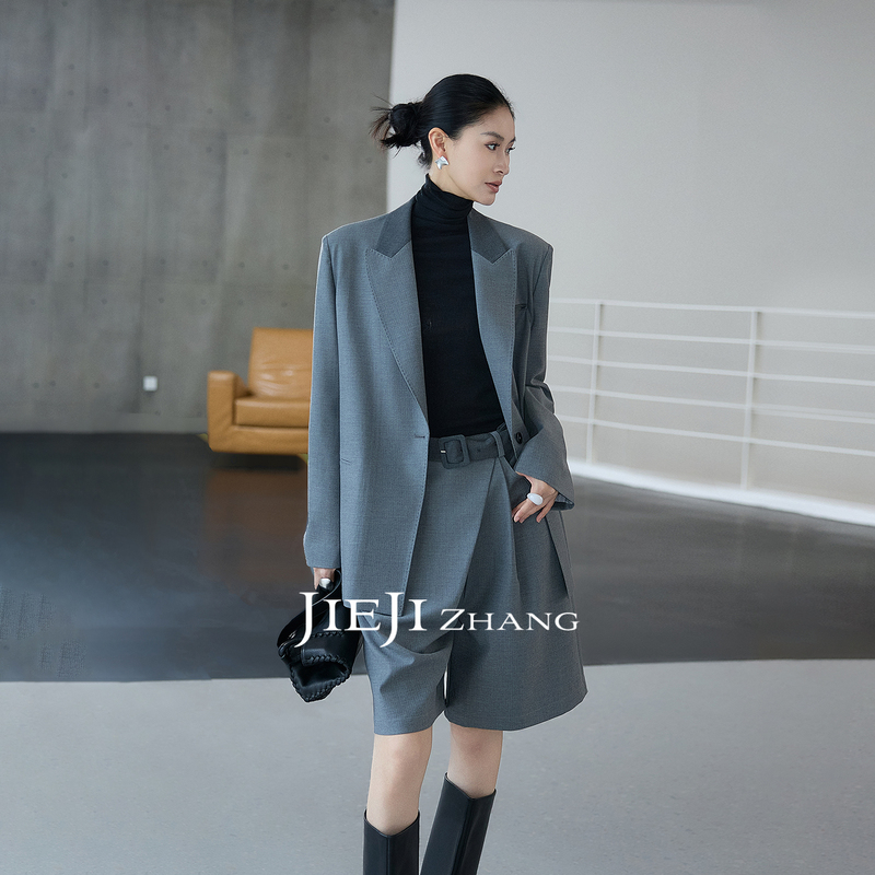 Zhang Qi Jieji Zhang【Gray Series】Autumn Design Lapel Suit Set with Blazer and Shorts Two-Piece Set