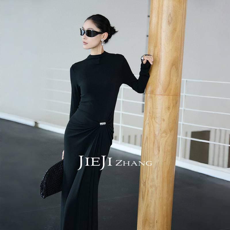 Zhang Qi Jieji Zhang【Ningyun】Autumn Long-Sleeved Black Long Dress with Waist-Cinching Design for Tall People