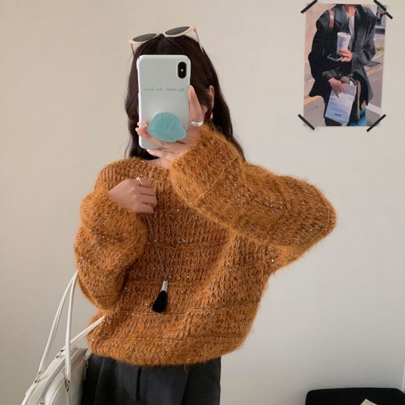 High-End Short Sequin Sweater for Women, Autumn and Winter 2025 New Style, Lazy Style, Loose, Casual, Versatile Knitted Base Shirt