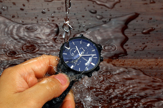 瑞士进口手表男机械表皮带商务多功能夜光防刮石英防水精钢带学生