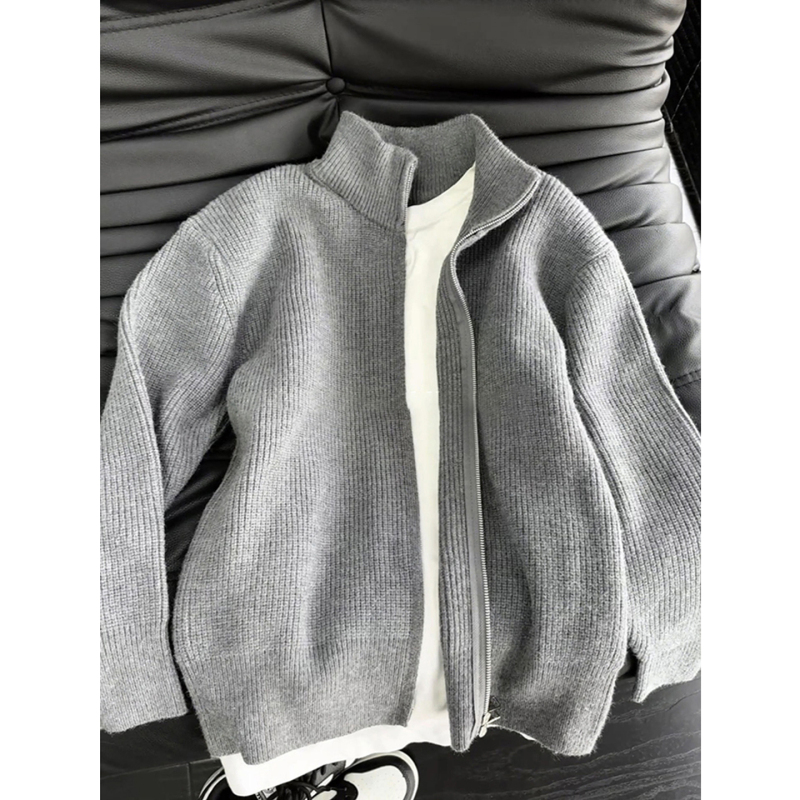 Cleanfit Gray Zip-Up Sweater for Men, Spring and Autumn Lazy Knit Cardigan Jacket with a High-End, Stylish Look