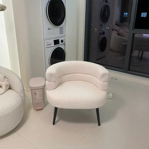 Bobo Lambskin спальня на балконе повседневное кресло для отдыха маленькие подразделения простой макияж Современный белый одиночный диван