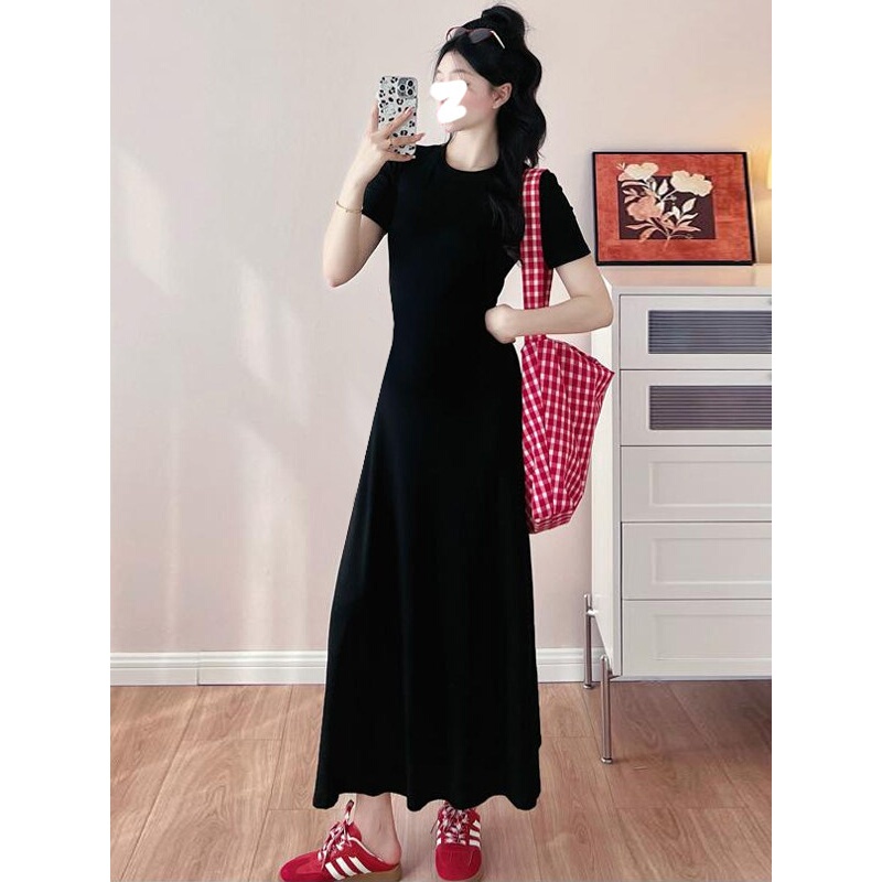French-Style Hepburn-Inspired Black Short-Sleeve Dress for Tall Individuals, Spring/Summer Korean Version, Waist-Cinching, Slimming, Large Hem A-Line Long Dress