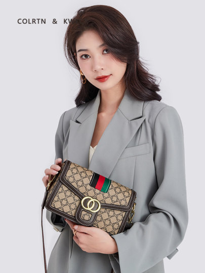 奢侈品牌女包2025新款女士斜挎小方包轻奢高级感单肩包情人节礼物