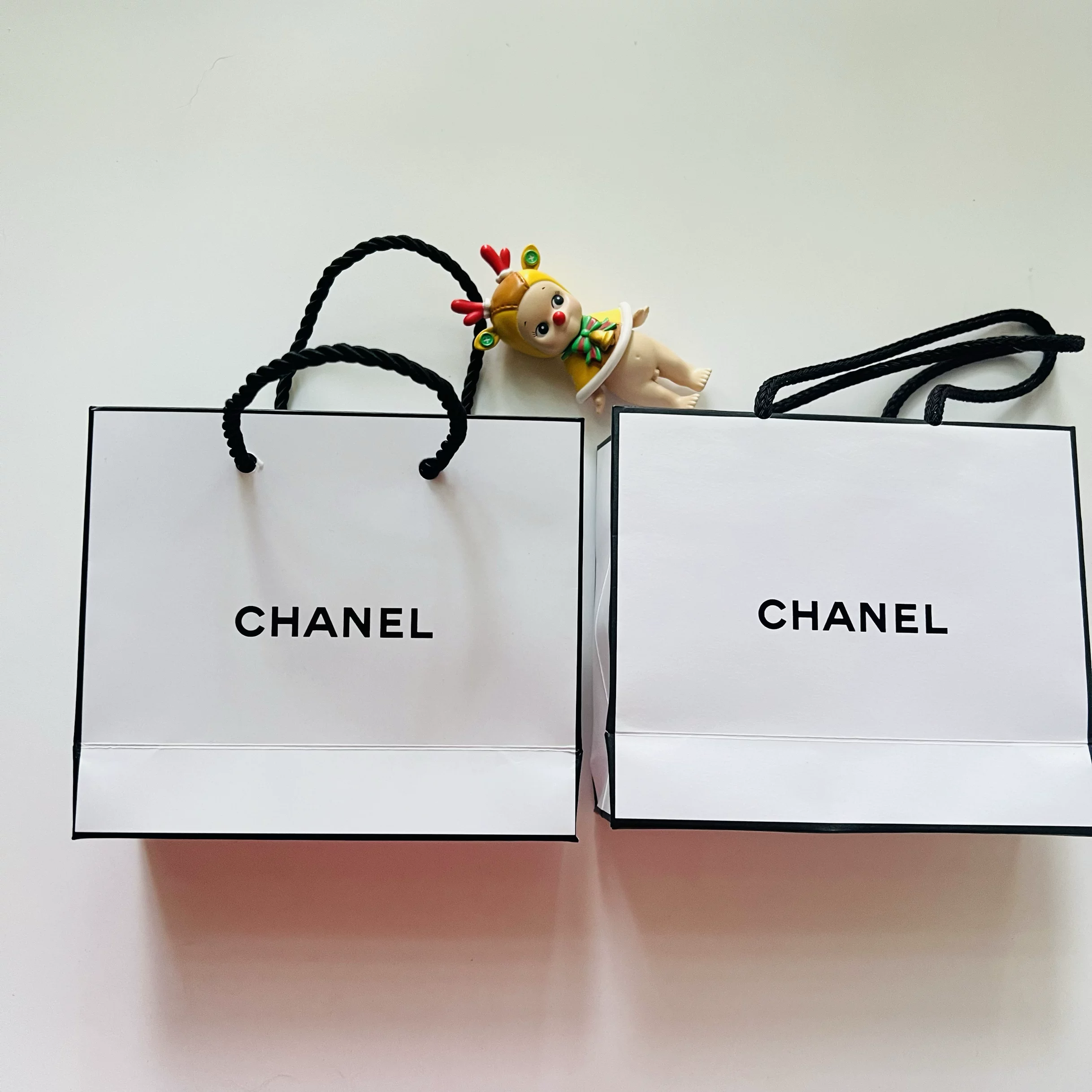 2 штуки пакетов Chanel Paper Paper для покупок, лабораторная косметика, подарочные сумки, счёт Genuine