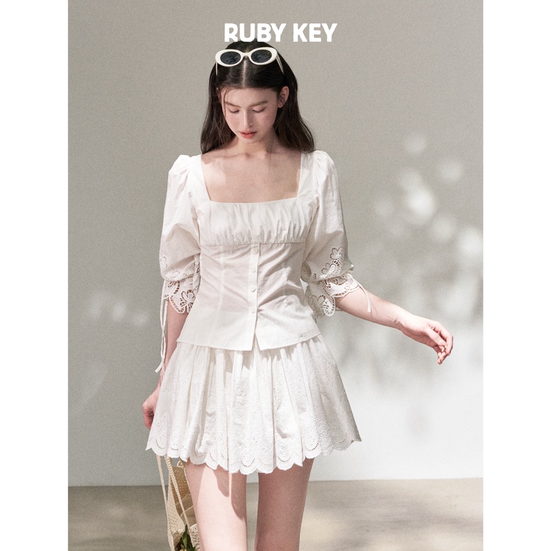 Rubykey Southern French Garden Pure Cotton French Style Breathable Hollow Embroidered Square Neck Waist-Cinching Shirt Top for Women Rubykey Southern French Garden Pure Cotton French Style Breathable Hollow Embroidered Square Neck Waist-Cinching Shirt Top for Women