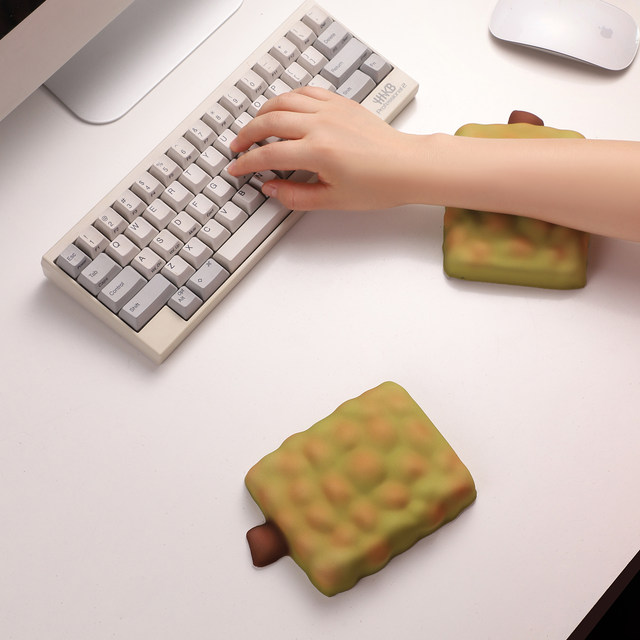 Soft Durian Elbow Pads, Wrist Pads, Mouse Pads, Cute Elbow Pads for Boys and Girls, Hand Rests, Wrist Rests, Elbow Pads