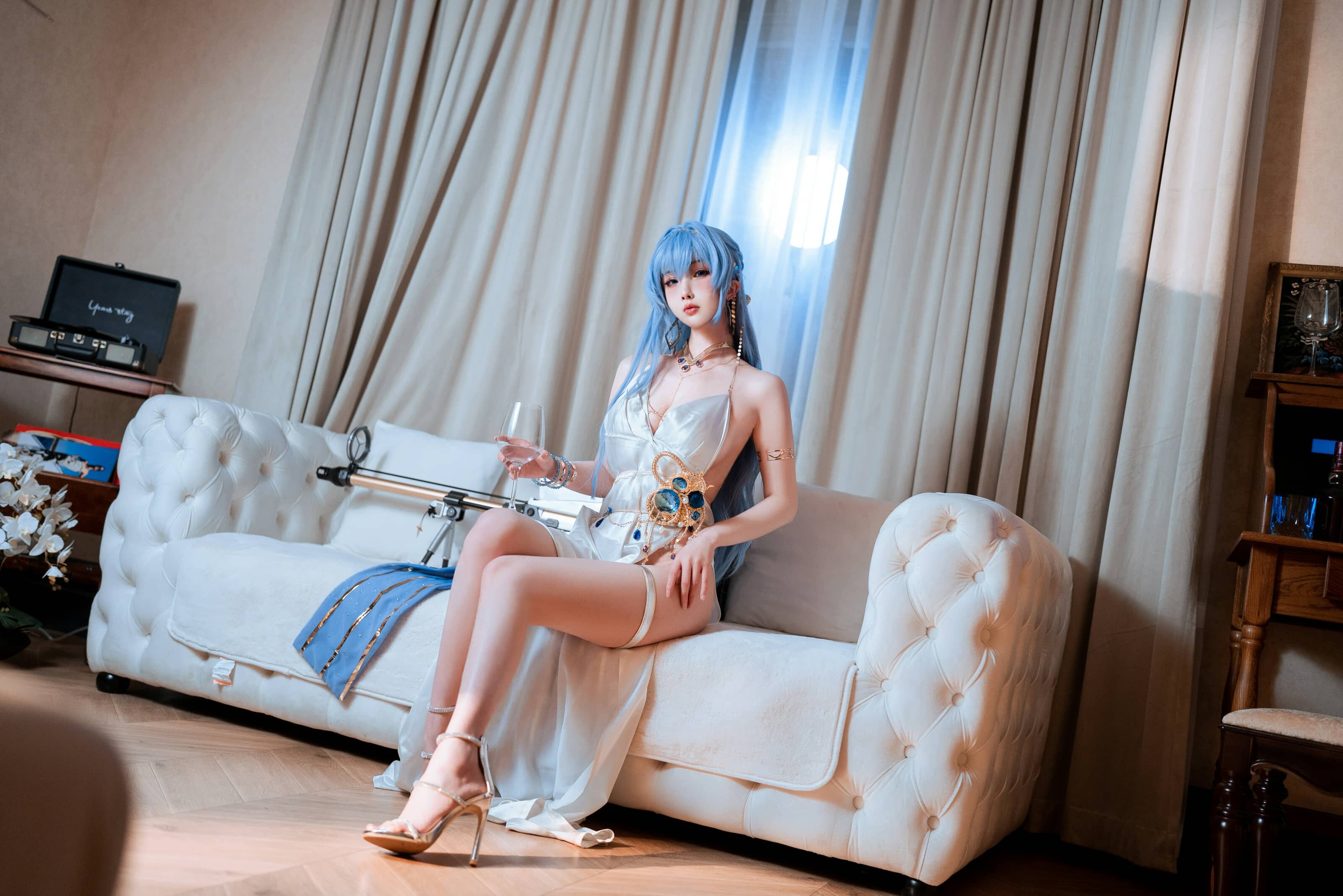 rioko凉凉子 海伦礼服