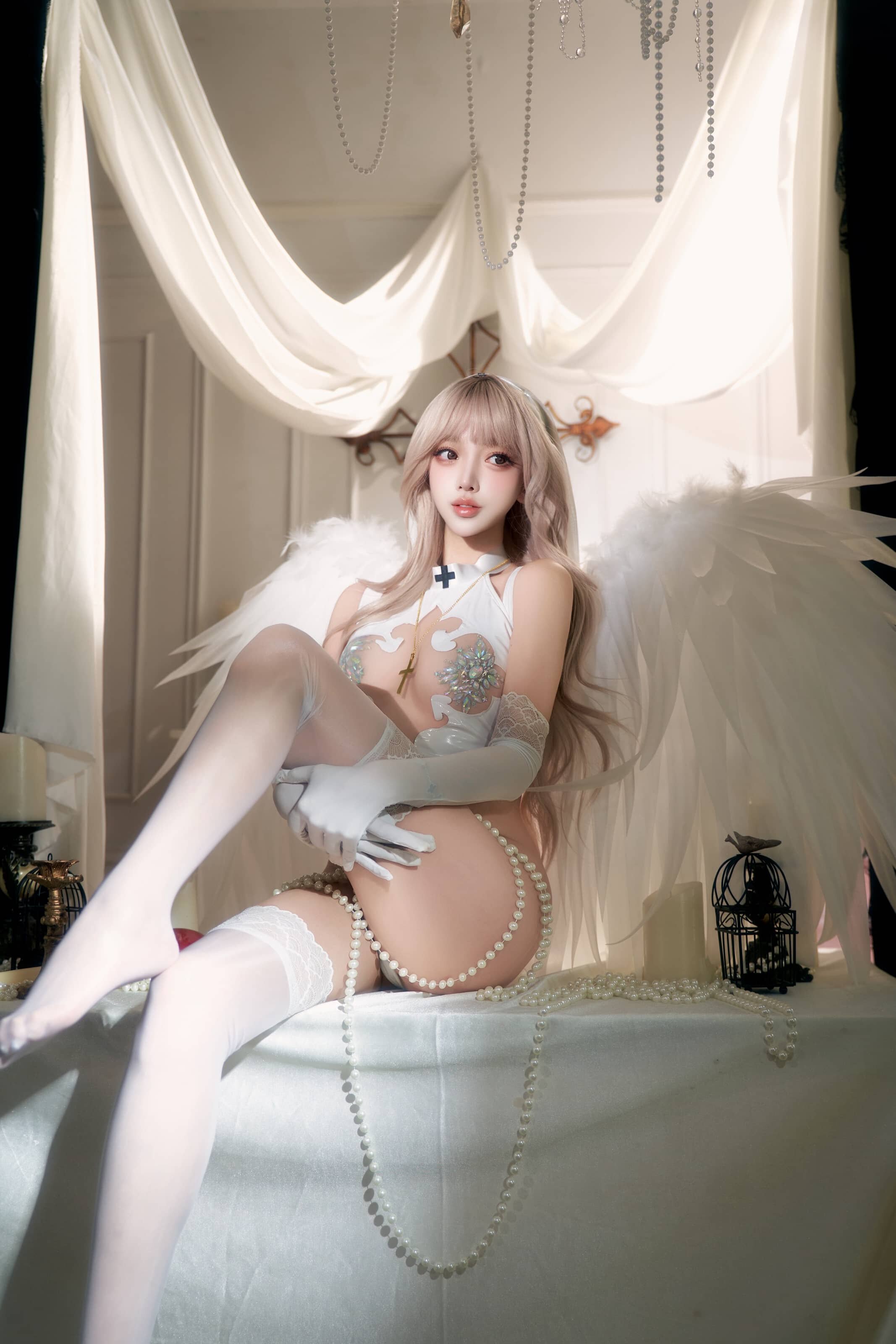 过期米线线喵 与神同行