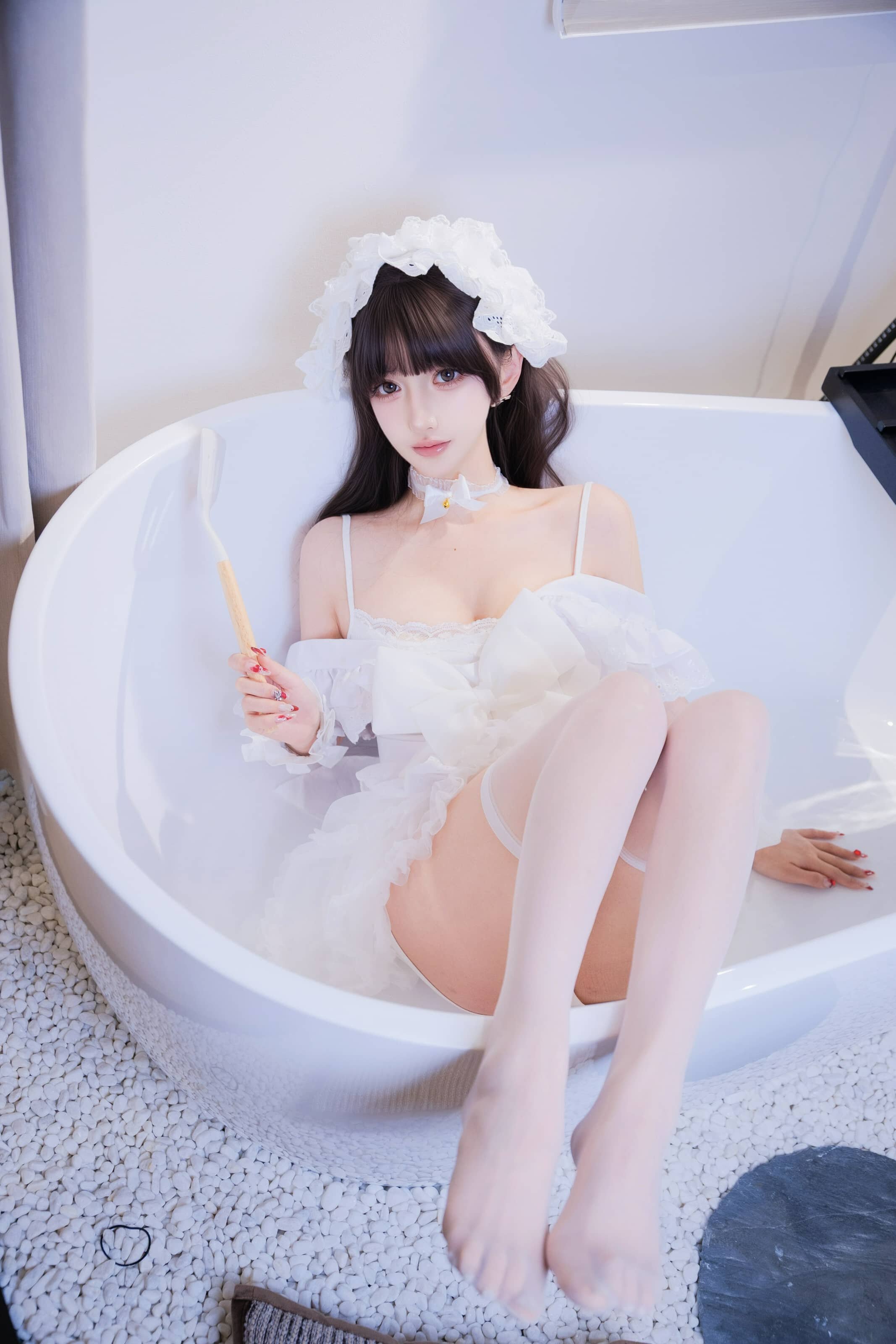 过期米线线喵 厨娘女仆