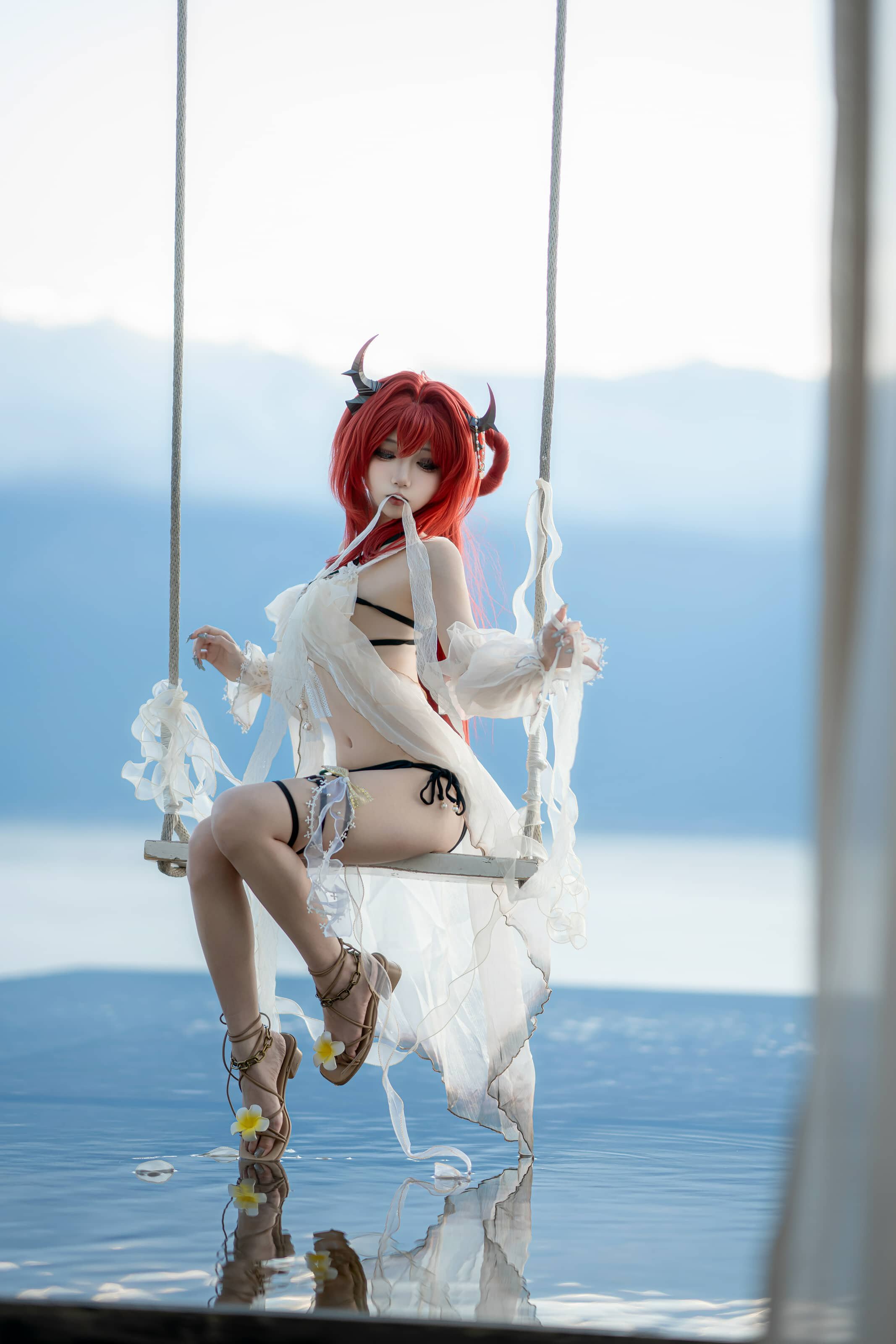 纸悦Etsu_ko 明日方舟 史尔特尔泳装