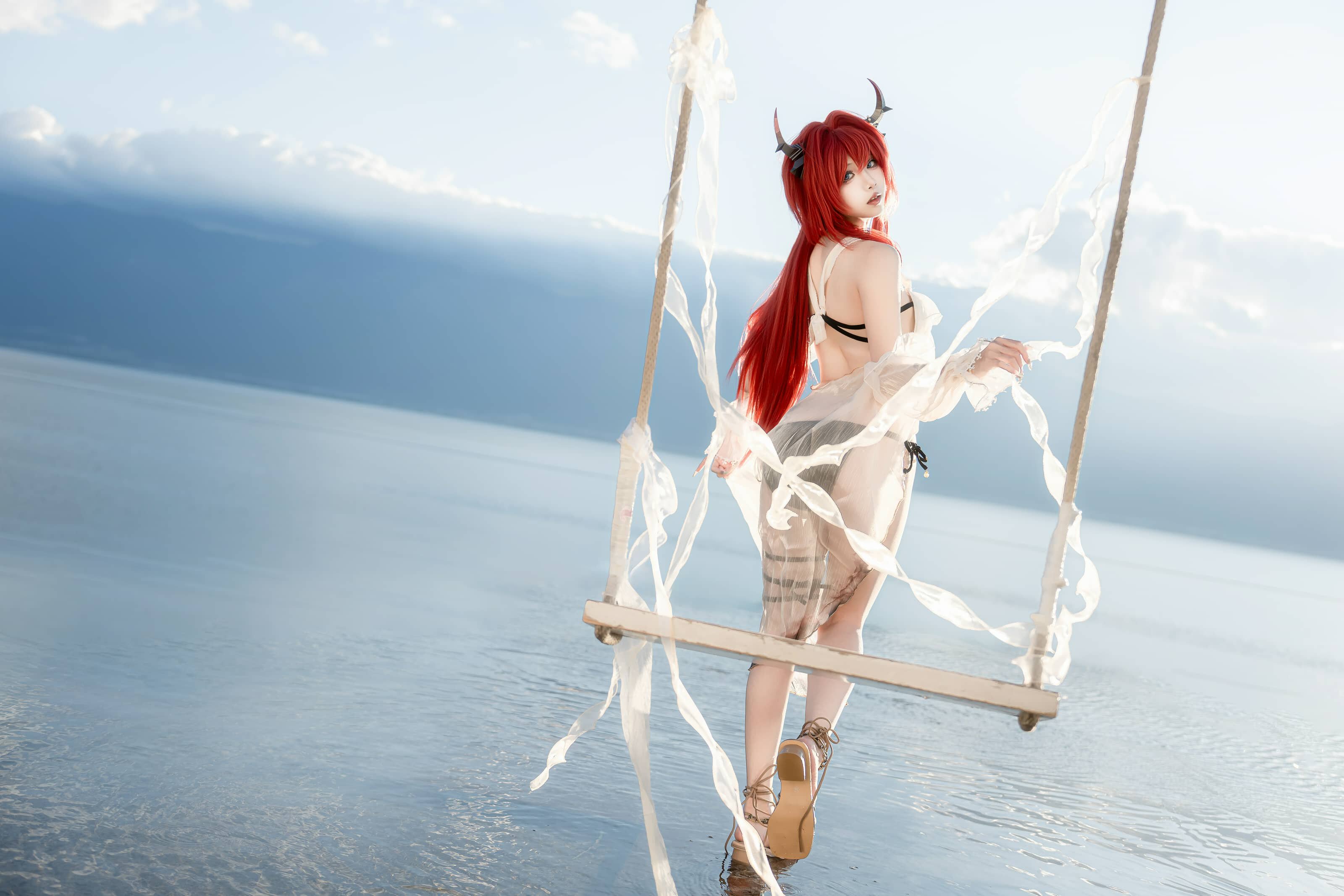 纸悦Etsu_ko 明日方舟 史尔特尔泳装