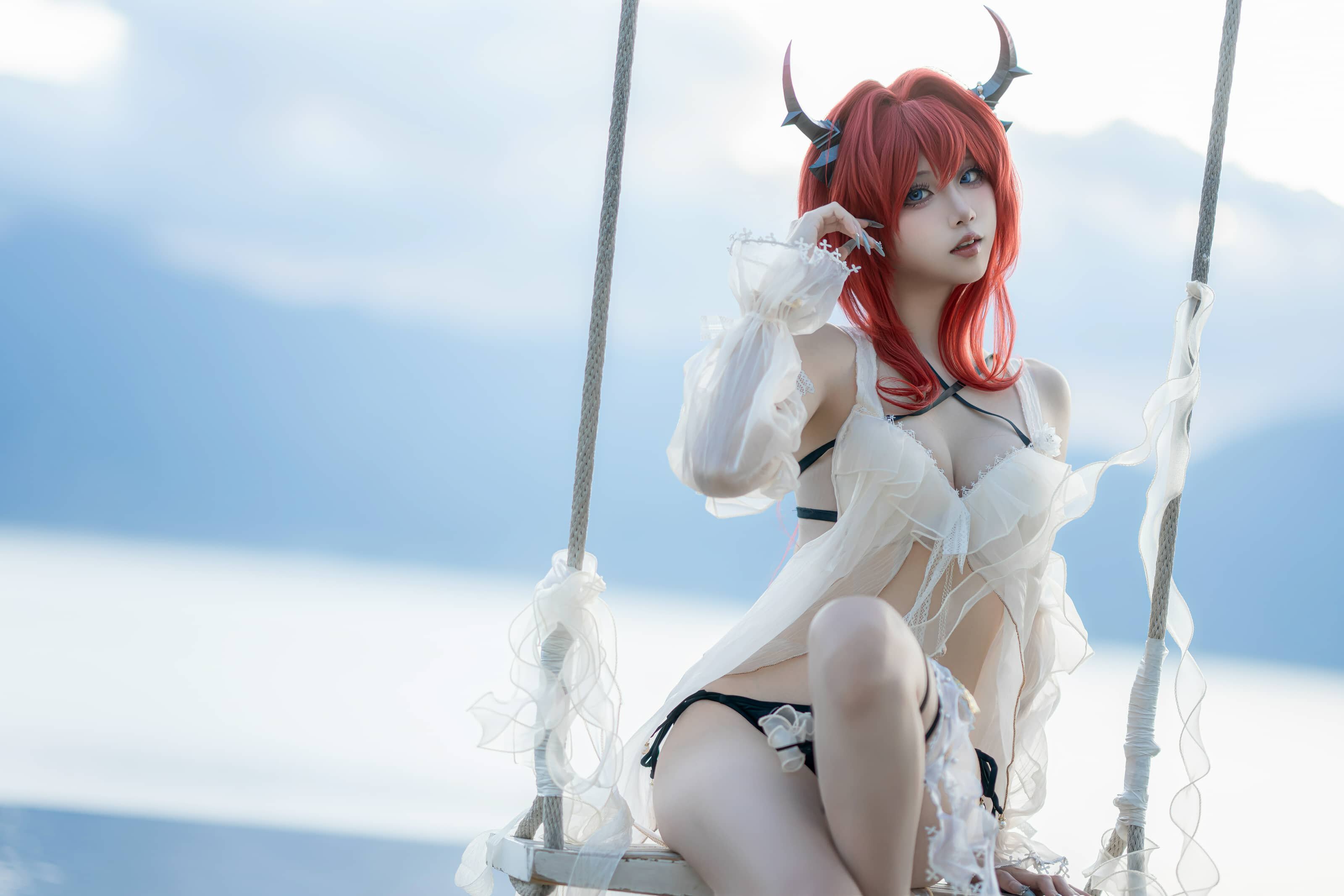 纸悦Etsu_ko 明日方舟 史尔特尔泳装