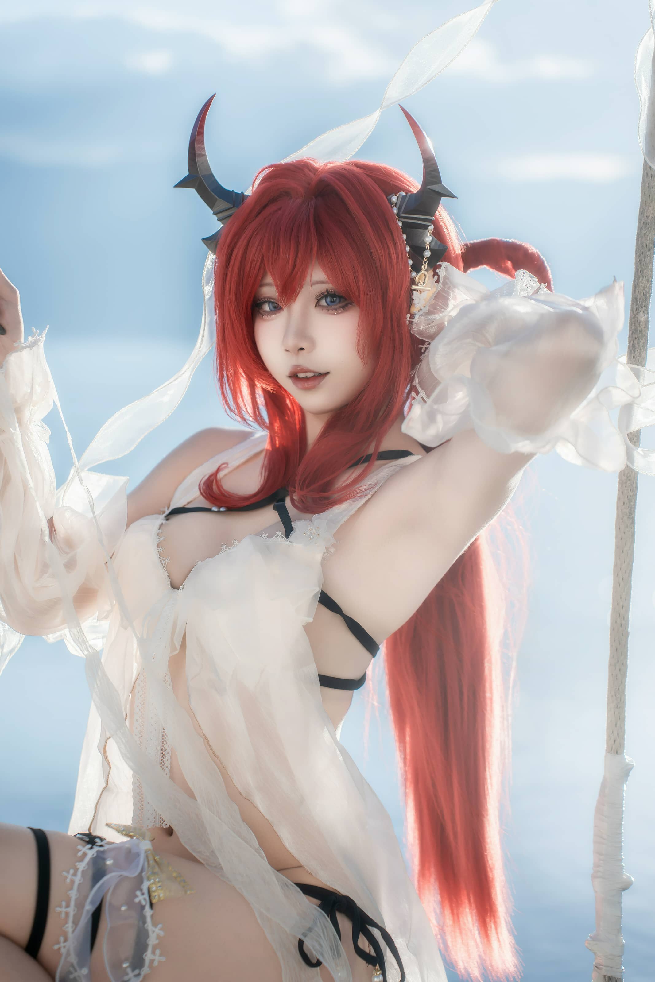 纸悦Etsu_ko 明日方舟 史尔特尔泳装