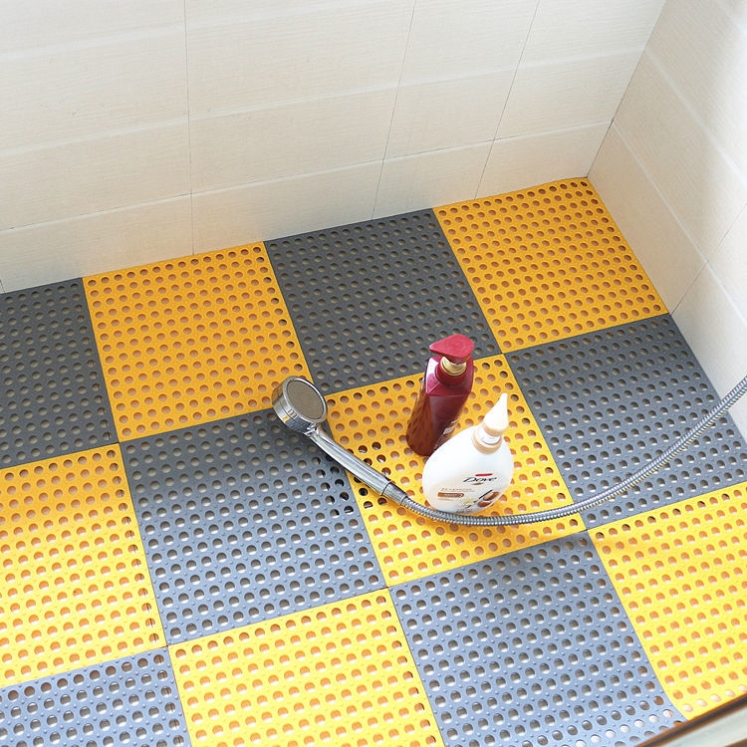 Toilet anti-skid cushion bathroom with water-proof shower household with hollowed splicing bathroom toilet pad