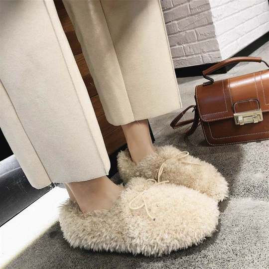 网红同款毛毛鞋女秋冬新款平底系带羊羔毛女鞋加绒保暖棉鞋小白鞋