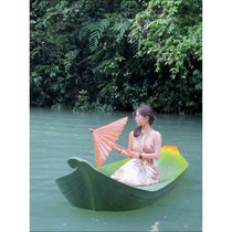 Yiye Bianzhou Meichen Scenic Spot Waterfront Internet Celebrity Check-in Fiberglass Art Cruise Boat Simulation Phoenix Feather Bamboo Leaf Boat