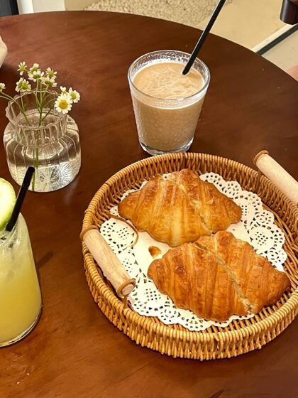 点心茶点摆放盘水果盘餐厅小吃食盘蛋糕防藤编托盘面包水果篮零食