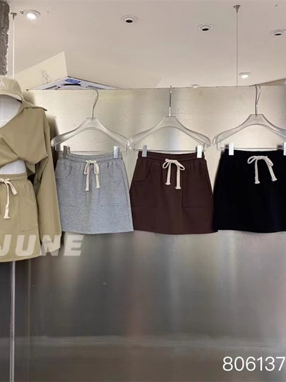 Extra Large Size 150kg American Style Versatile Drawstring Elastic Waist A-Line Short Skirt for Women Casual Sports Plus Size Half Skirt