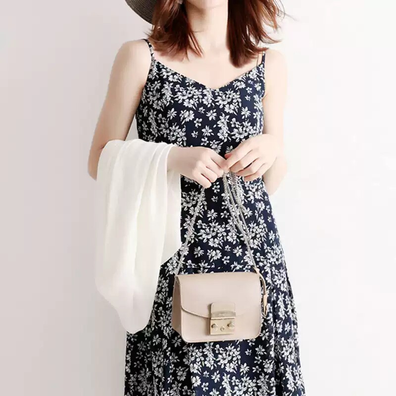 2022 new summer dress Western style fairy suspender skirt is very fairy floral daisy chiffon slim dress