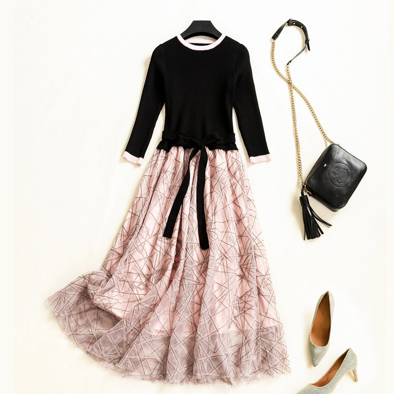 Autumn and winter ladies Western style fashion knitted skirt temperament is thin French outer sweater inner dress women's clothing