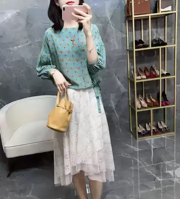 2020 new Korean version of early autumn chiffon shirt coat women short sleeve women Joker sweet foreign pie floral fashion T-shirt summer