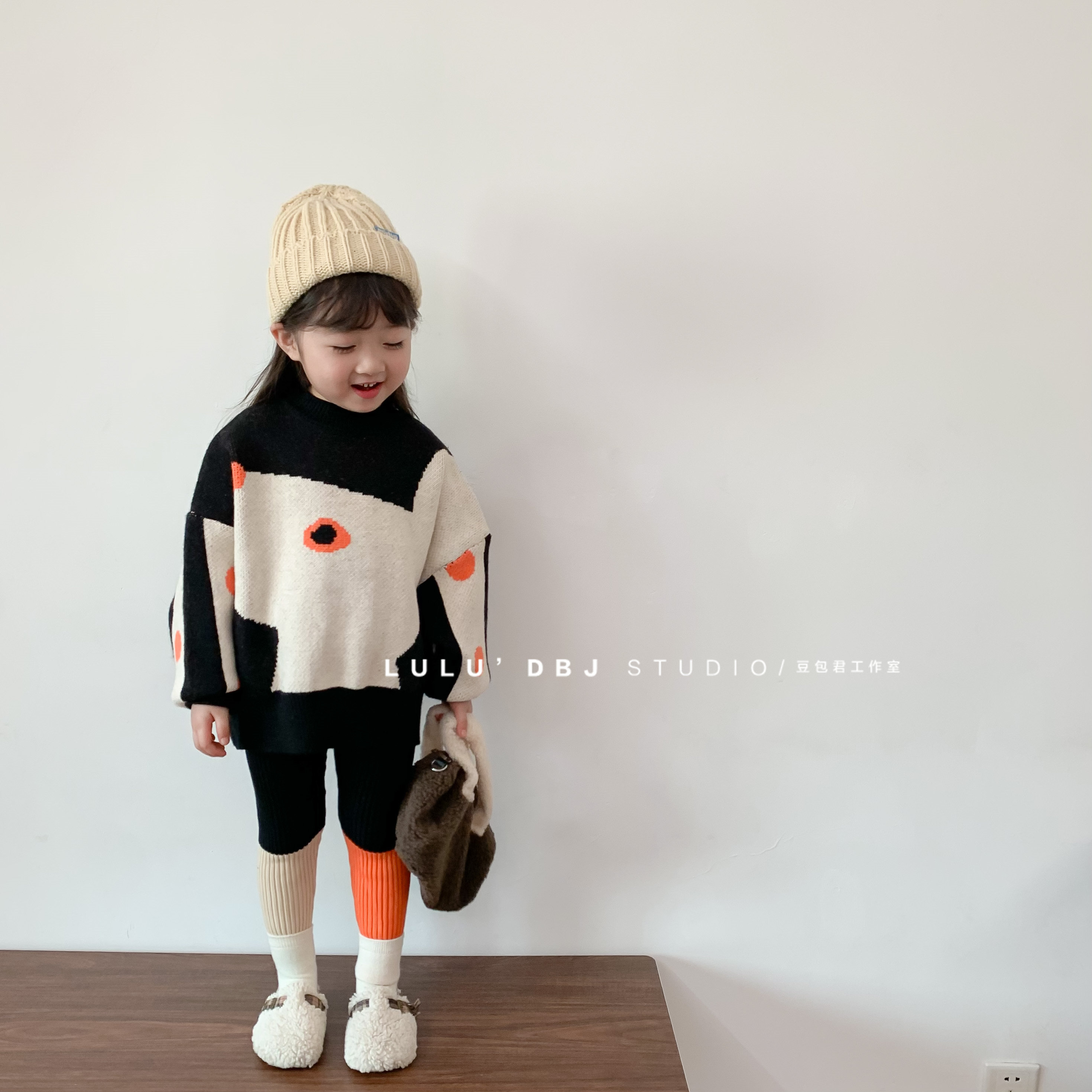 Girl baby cartoon loose sweater Han edition children's ocean fashionable knitting long coat suit