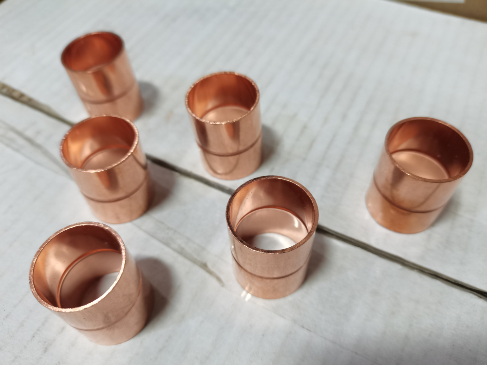 Cold storage air conditioning pure copper three - way U - bend directly to the joint 45 - degree 90 - degree oil bend size variation