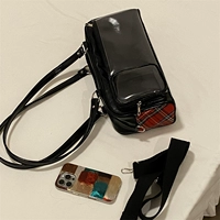 [Ваугу два -черно -красный труд