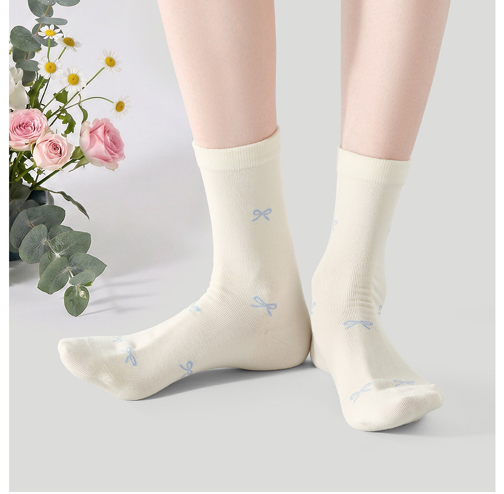 Secret World Ballet-Style Loose-Top Cotton Socks