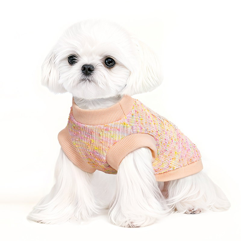 Fashionable dog clothing - Soft and comfortable design