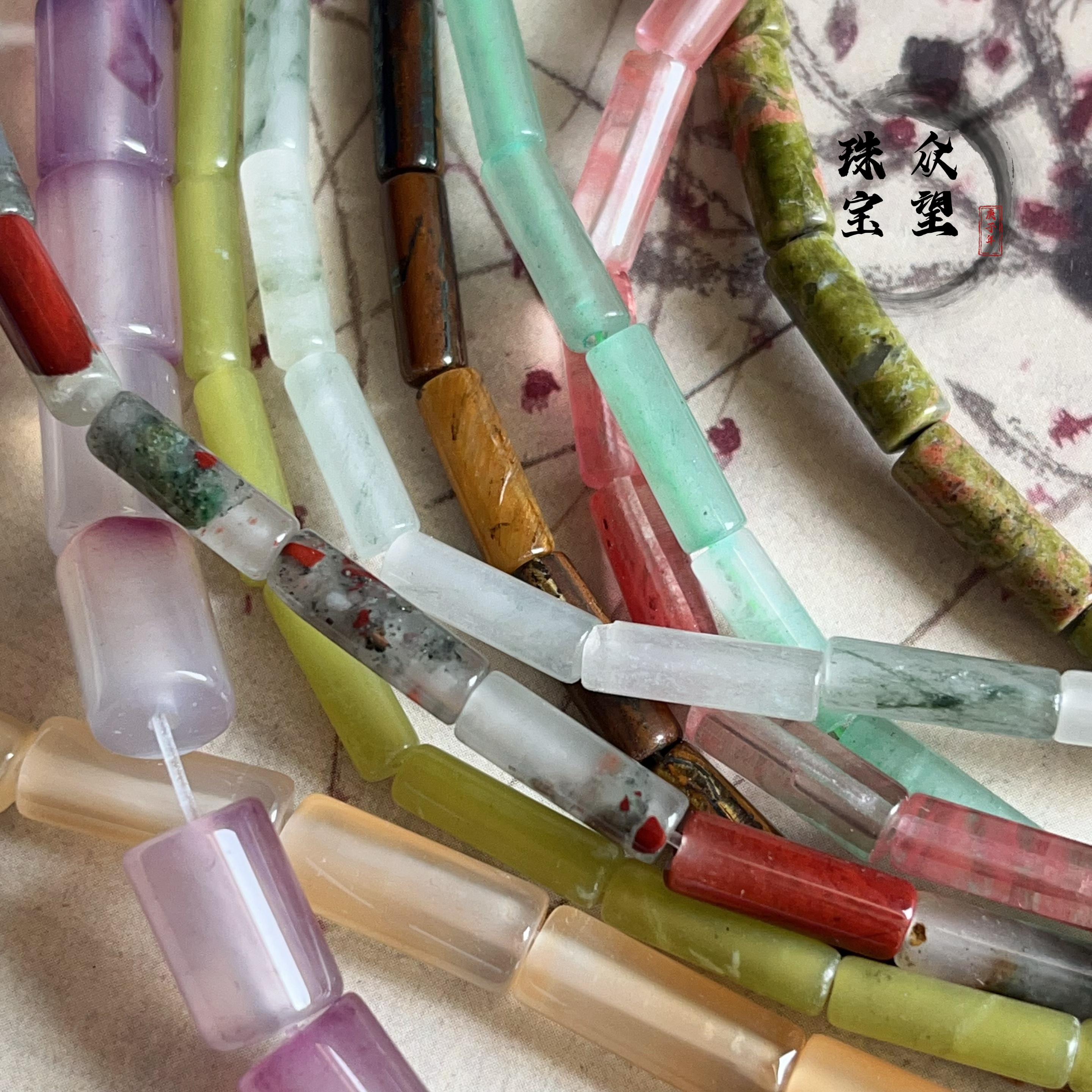 天然巴西4*13mm红色条纹玛瑙管珠：DIY手工达人必备，打造独一无二的配饰神器！