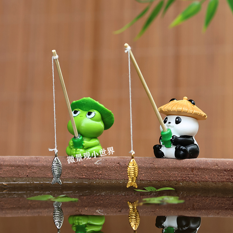 Panda Fishing Frog Ornament for Aquarium Decoration, Traditional Chinese-Style Rockery with Flowing Water for Fish Pond DIY Landscaping