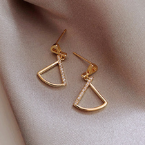 Outlets discount store to pick up 18K gold ear nails outlets female accessories