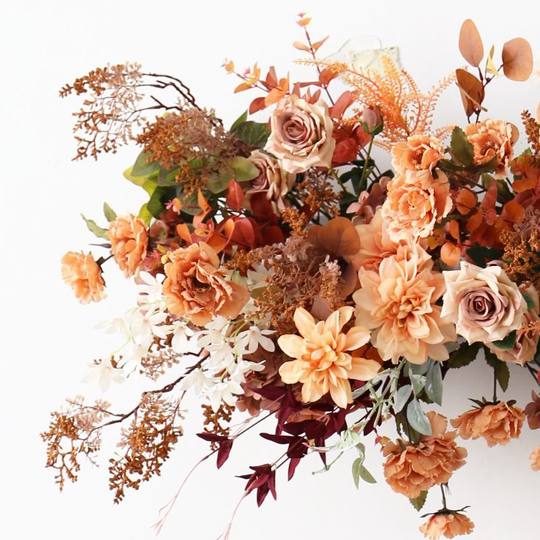 Винтажная цветочная композиция из искусственных цветов коричневого цвета для украшения стен, витрин, сцен, свадебных торжеств, декора проходов на мероприятиях, из шелковых цветов.