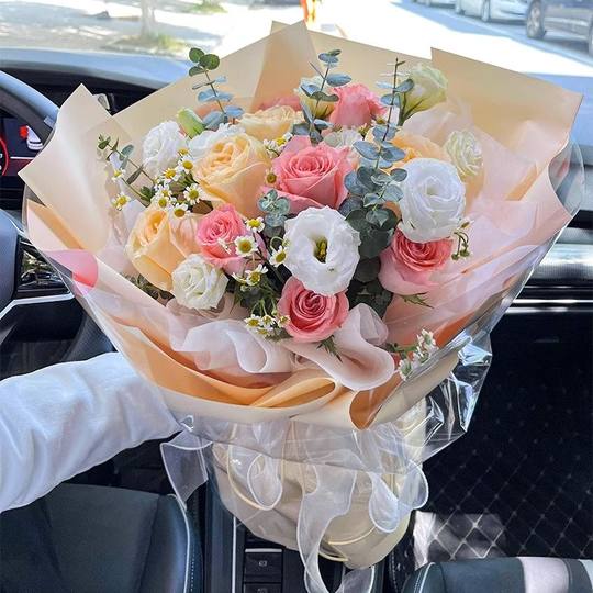 Artificial Flower Bouquet, Large Bouquet, New Style, Realistic Texture, Moisturizing, Artificial Flower Decoration, Exquisite, Creative, Romantic Bouquet