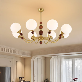 French-Style Vintage Living Room Chandelier 2025 New Model High-End American Retro Full-Spectrum Dining Room Master Bedroom Light