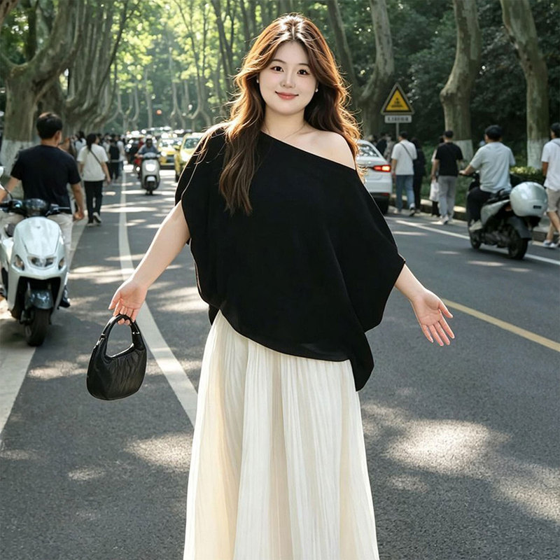 Plus Size Women's Clothing, Sweet Style, Versatile Black Off-Shoulder Short-Sleeve T-Shirt, Loose Fit, Covers the Body, Batwing Sleeve Top Plus Size Women's Clothing, Sweet Style, Versatile Black Off-Shoulder Short-Sleeve T-Shirt, Loose Fit, Covers the Body, Batwing Sleeve Top