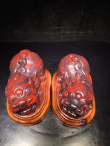 Fine chicken blood jade Pixiu ornaments a pair of Chinese style single size length 18 height 14 width 10 net weight 8 pounds