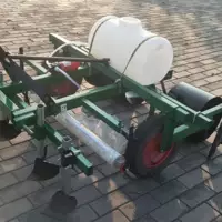 Четырехпроизводительное автоматическое лекарство от почвы почвы