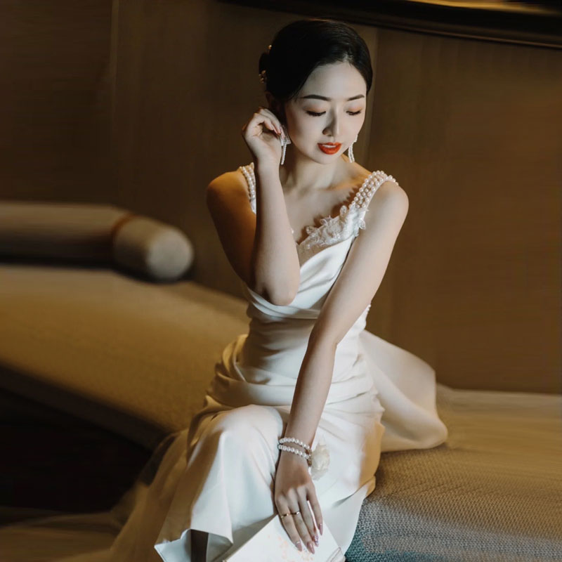 Advanced wedding dress, evening dress for bride, french style, backless, 