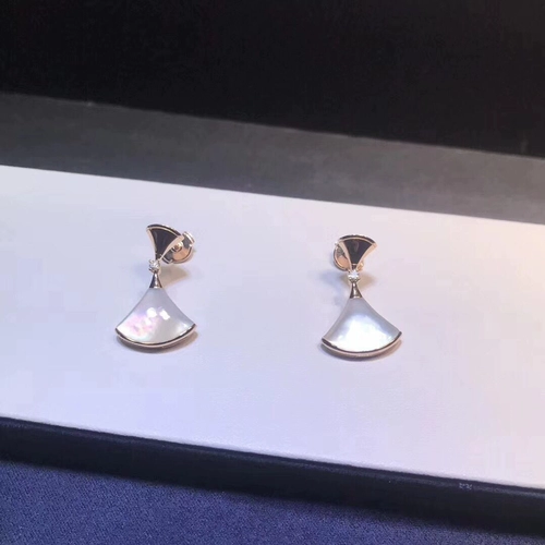 Bvlgari/Bulgari Divas 'Dream с алмазными серьгами маленькая юбка вентиляционное вентилятор 18 тыс. Серьги из розового золота