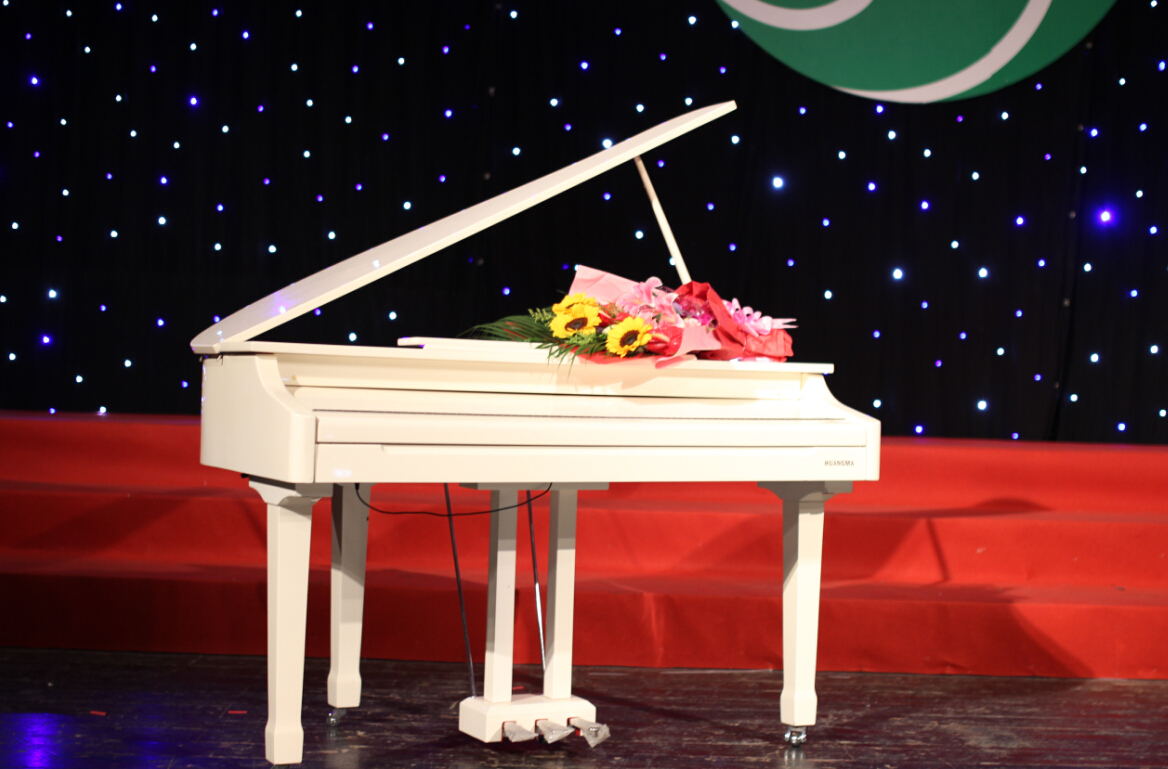 Shanghai Grand Piano Rental White Piano Rental Digital Grand Piano Rental Wedding Piano Rental
