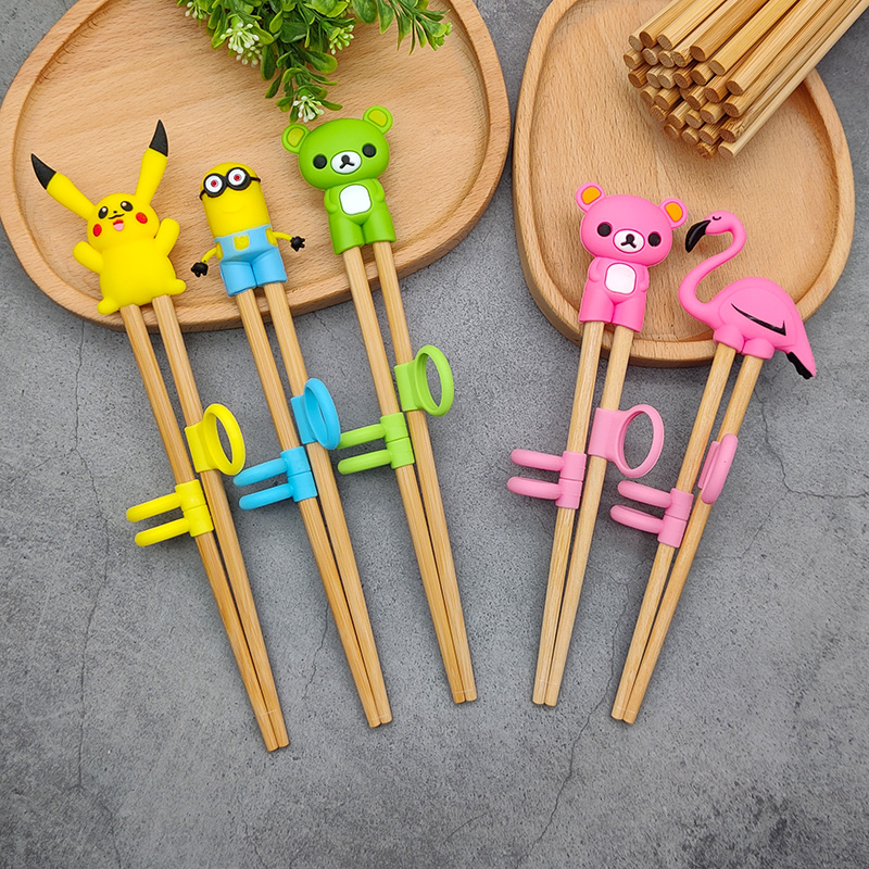 Wooden chopstick 6 12 year old children anti - skid kindergarten chopsticks children short - and - fast heat resistance