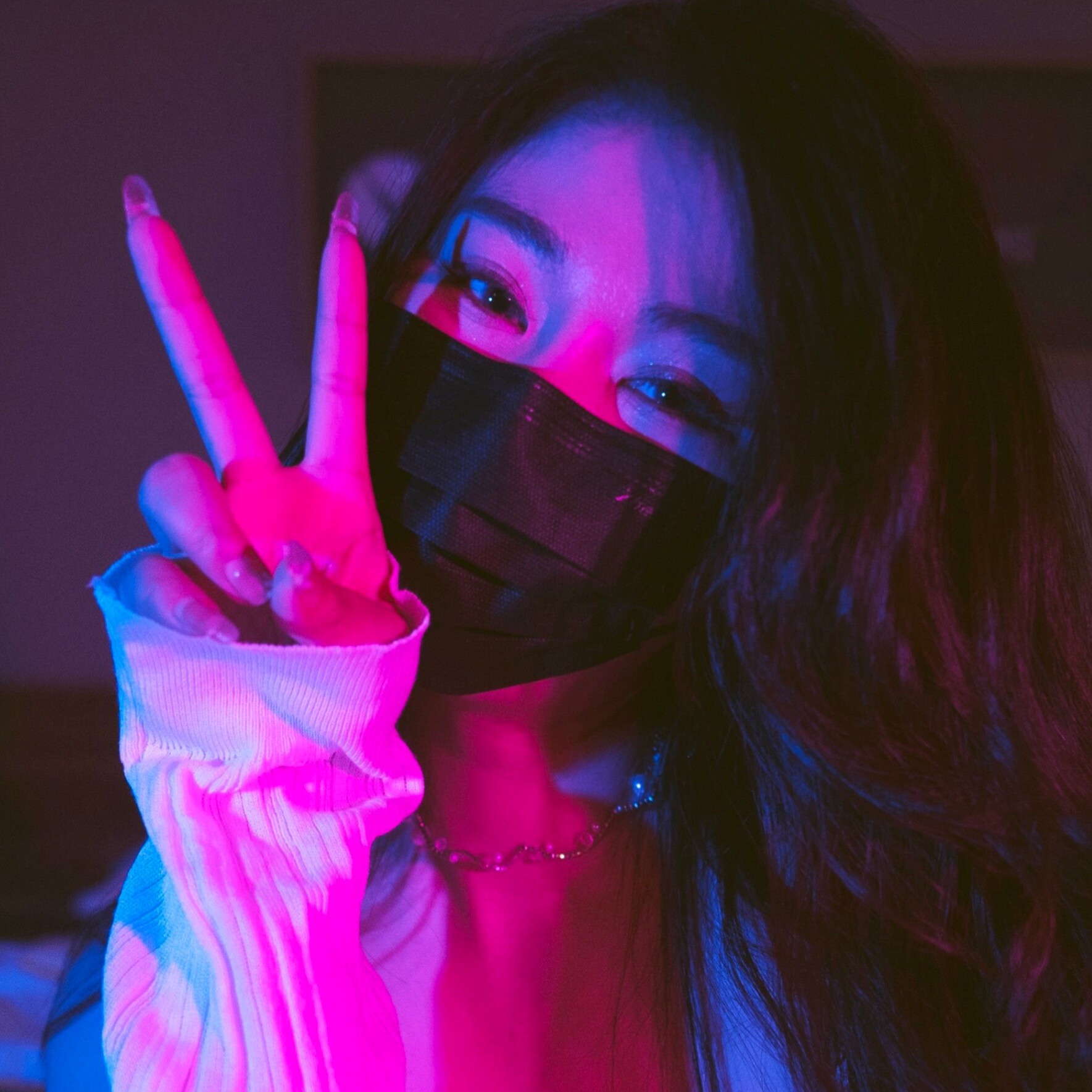 女性高端私护的LOGO
