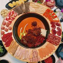 Hot pot restaurant hula hoop plate customized wooden round plate set Japanese and Korean style set barbecue plate tray dish tableware