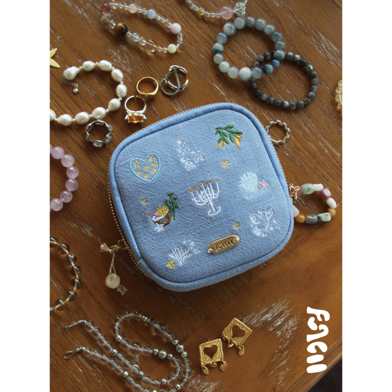 Funcoo Original Design Cotton and Linen Embroidered Double-Layer Multi-Functional Bracelet Portable Travel Storage Jewelry Bag