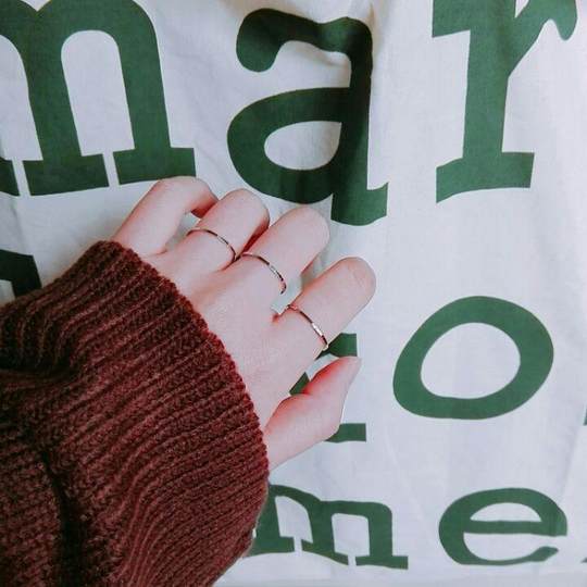 冷淡风素圈细戒指女玫瑰金食指环简约个性潮人关节尾戒钛钢in网红