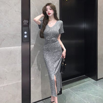 Actual shot of new summer high-end hip-hugging dress for women French V-neck high-waist slimming slit long skirt